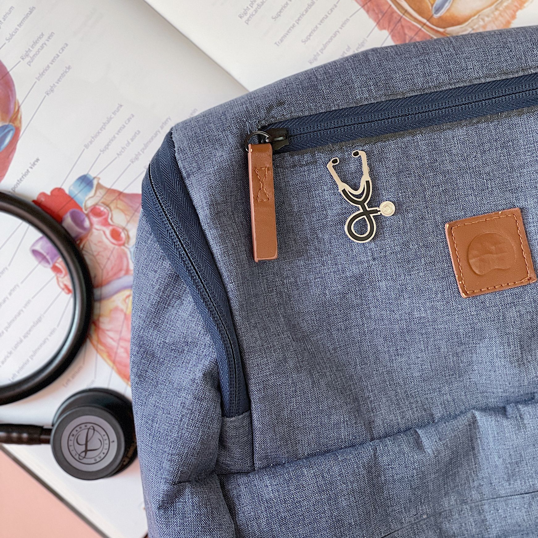پین stethoscope